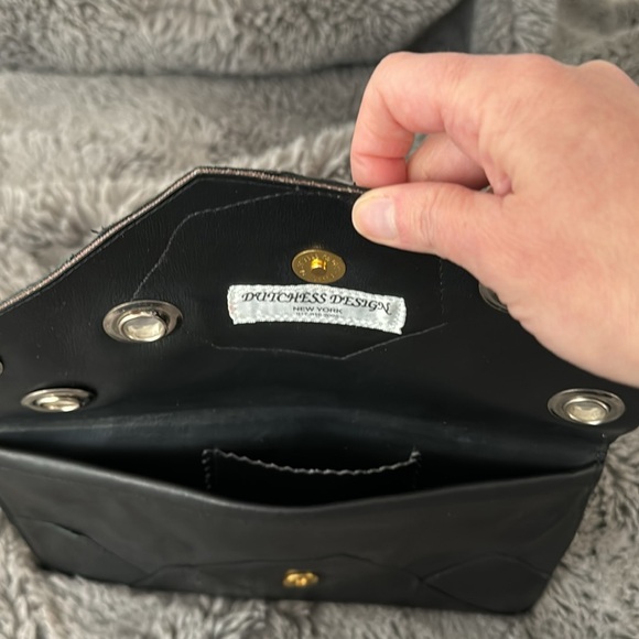 DUTCHESS NY - Black Leather Envelope Clutch - Picture 4 of 4